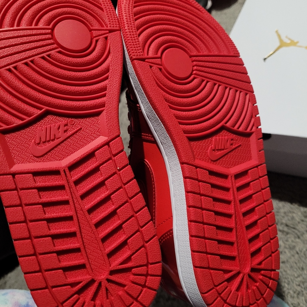 Jordan 1 Mid - Picture 4 of 4